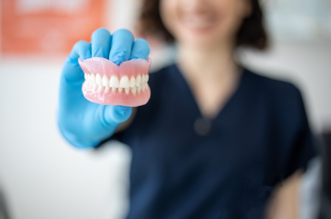 Tips for Choosing the Right Dentures for Your Specific Needs